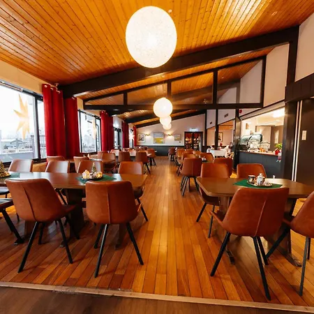 Kysthotell Myre (Nordland)