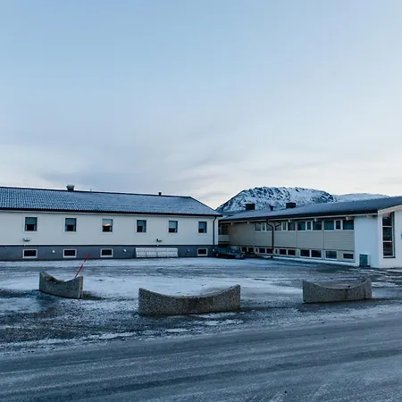 Kysthotell * Myre (Nordland)