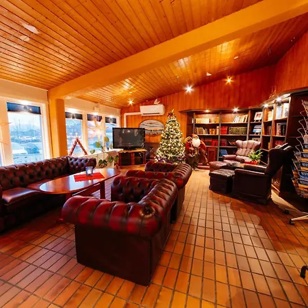 Kysthotell Hotel Myre (Nordland)